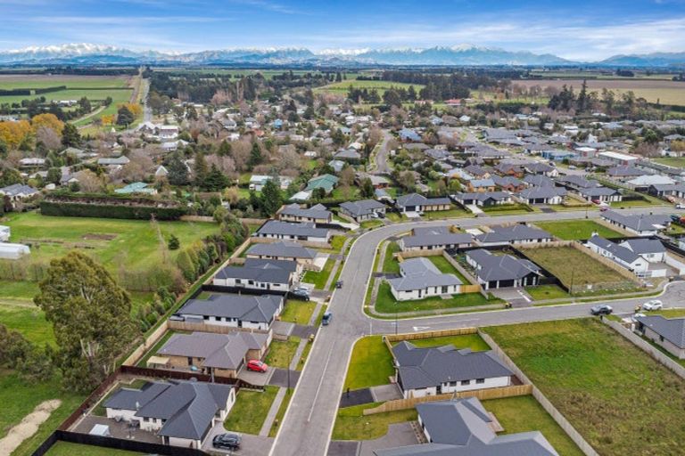 Photo of property in 53 Suffolk Drive, Kirwee, 7571