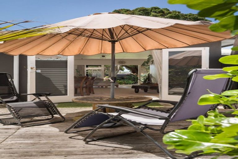 Photo of property in 11 Roretana Drive, Athenree, Katikati, 3177