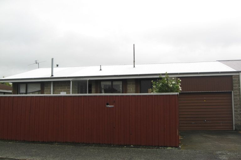 Photo of property in 2 Claydon Place, Dallington, Christchurch, 8061
