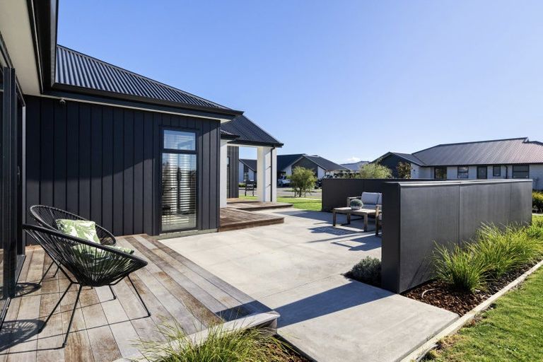 Photo of property in 32 Nikau Drive, Redwoodtown, Blenheim, 7201