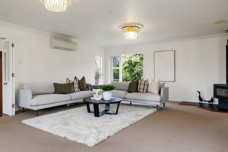 Photo of property in 1/193 Racecourse Road, Cambridge, 3493