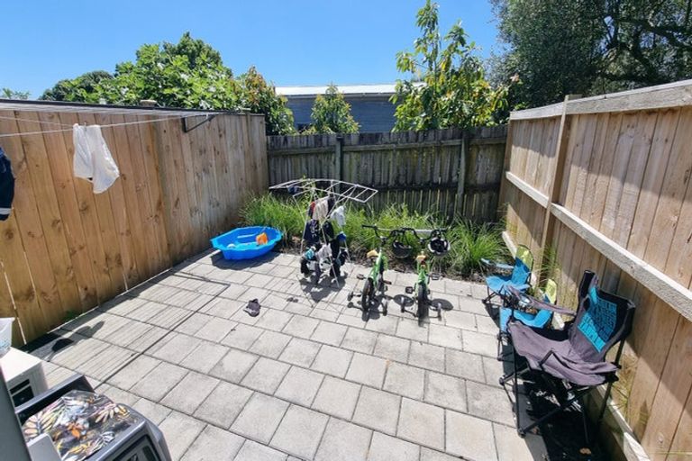 Photo of property in 11/5 King Street, Papakura, 2110