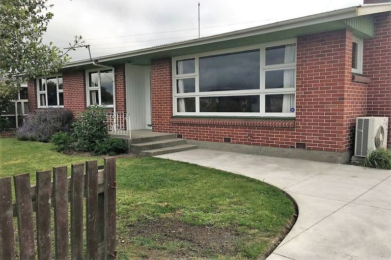 Photo of property in 65 Boston Avenue, Hornby, Christchurch, 8042