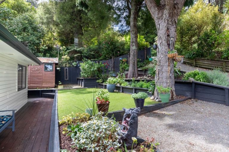 Photo of property in 43 Forest Road, Pinehaven, Upper Hutt, 5019