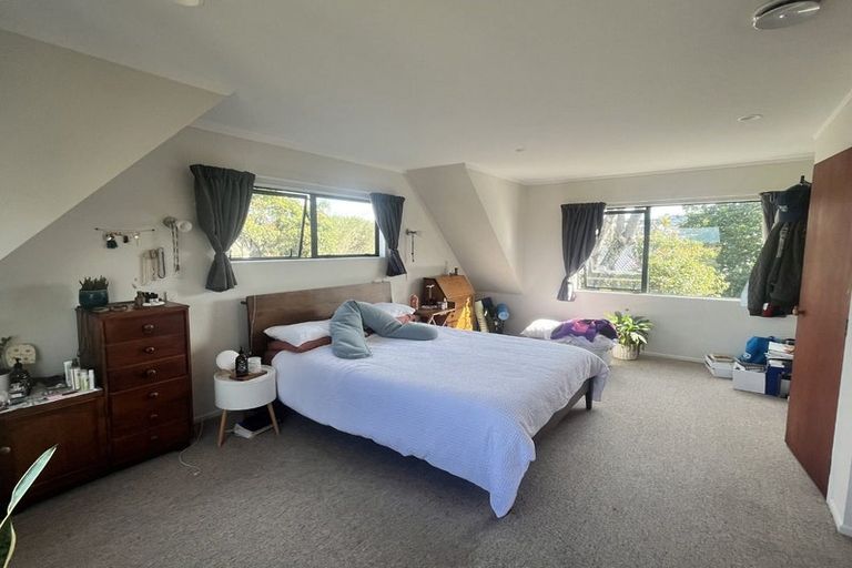 Photo of property in 48 Lakeside Drive, Orewa, 0931