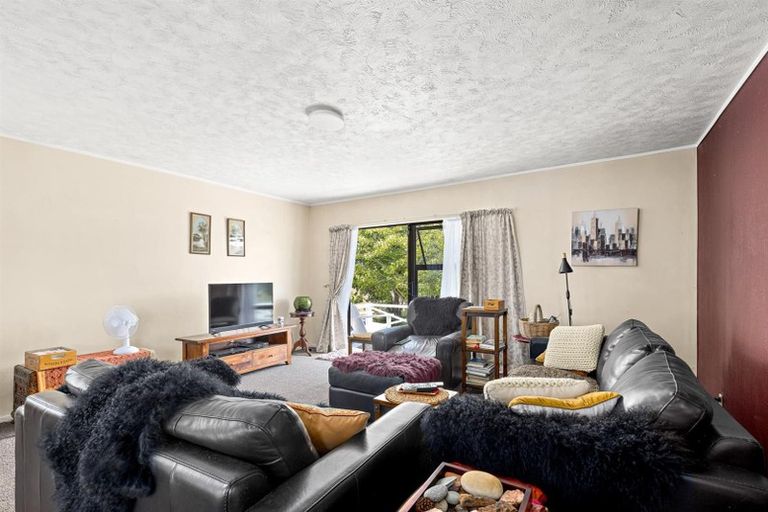 Photo of property in 380 Kaipara Coast Highway, Helensville, Kaukapakapa, 0871