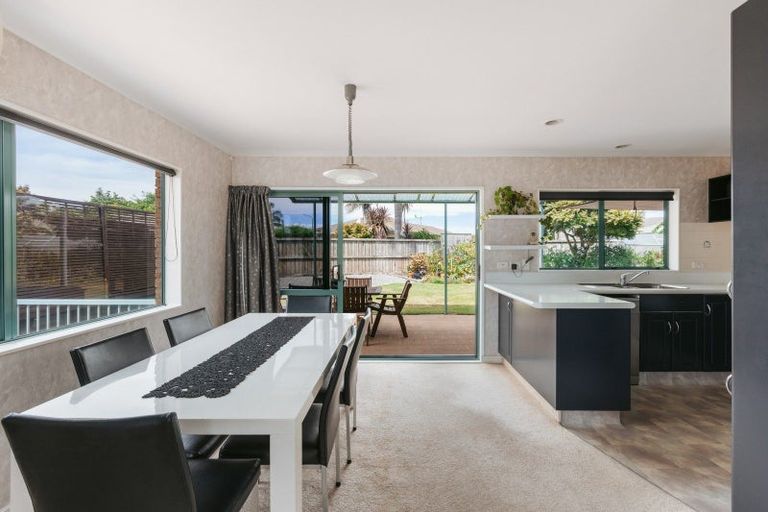 Photo of property in 172 Pacific View Road, Papamoa Beach, Papamoa, 3118