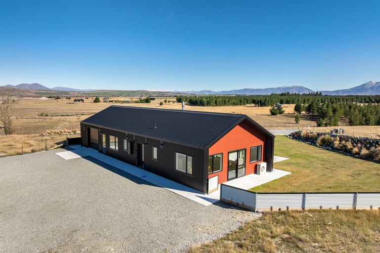 Photo of property in 39 Ben Ohau Road, Ben Ohau, Twizel, 7999