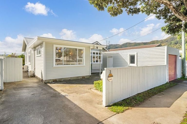 Photo of property in 3 Malone Road, Waterloo, Lower Hutt, 5011