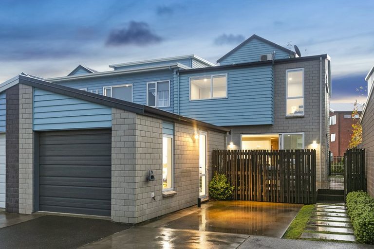 Photo of property in 112 Squadron Drive, Hobsonville, Auckland, 0616