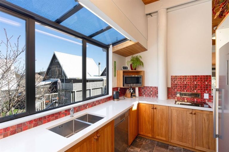 Photo of property in 2 Tahi Road, Paraparaumu Beach, Paraparaumu, 5032