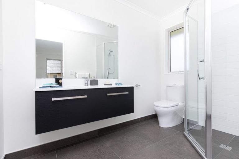 Photo of property in 34 Lisle Farm Drive, Pukekohe, 2120