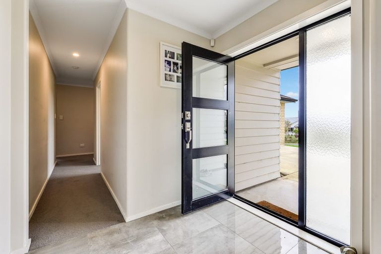 Photo of property in 14 Patatee Terrace, Baverstock, Hamilton, 3200