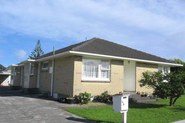 Photo of property in 6a Heather Grove, Fairfield, Lower Hutt, 5011