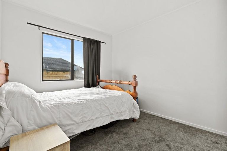 Photo of property in 1/20 Volta Place, Clendon Park, Auckland, 2103