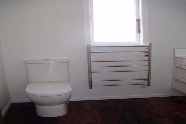 Photo of property in 29 Freyberg Street, Lyall Bay, Wellington, 6022