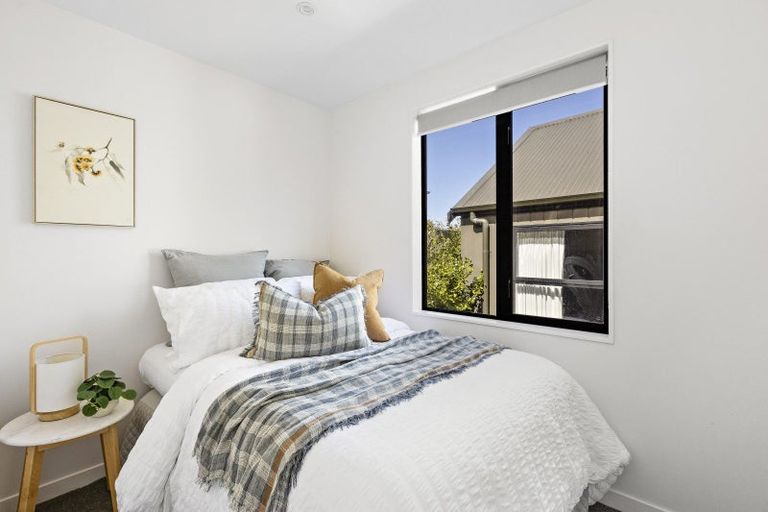 Photo of property in 19/6 Oswald Crescent, Paparangi, Wellington, 6037