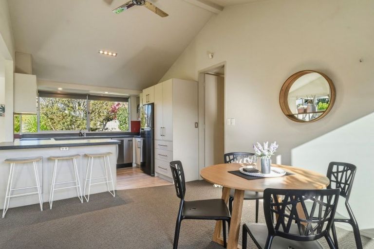 Photo of property in 37 Basley Road, Owhata, Rotorua, 3010