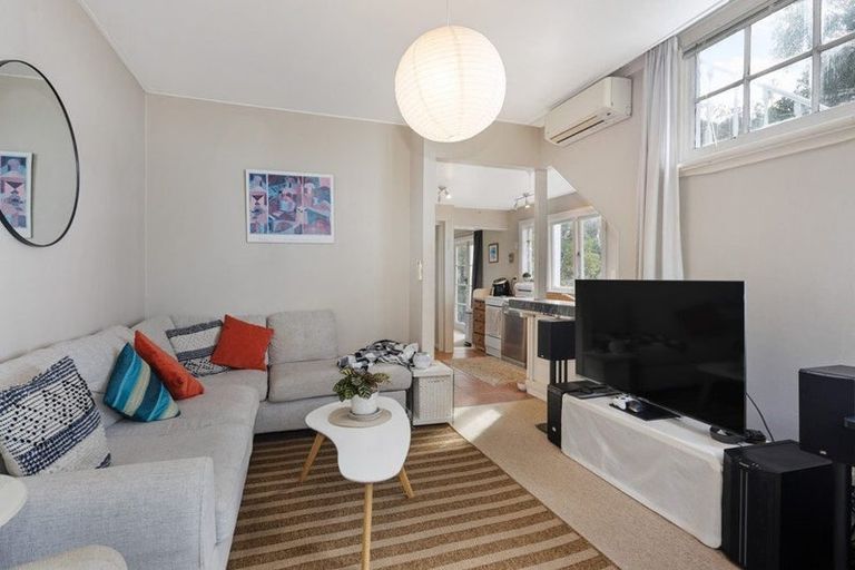 Photo of property in 63 Sar Street, Wadestown, Wellington, 6012