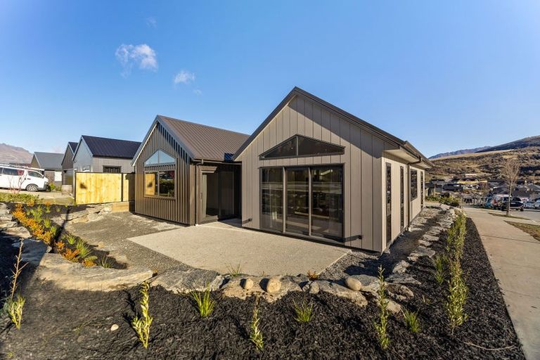 Photo of property in 93 Hedley Road, Levels, Timaru, 7973
