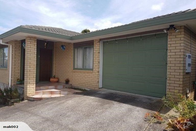 Photo of property in 1/46 Lyttelton Avenue, Forrest Hill, Auckland, 0620