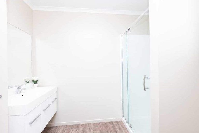 Photo of property in 108u5 Old Farm Road, Hamilton East, Hamilton, 3216