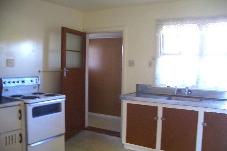 Photo of property in 16 Angela Street, Upper Riccarton, Christchurch, 8041