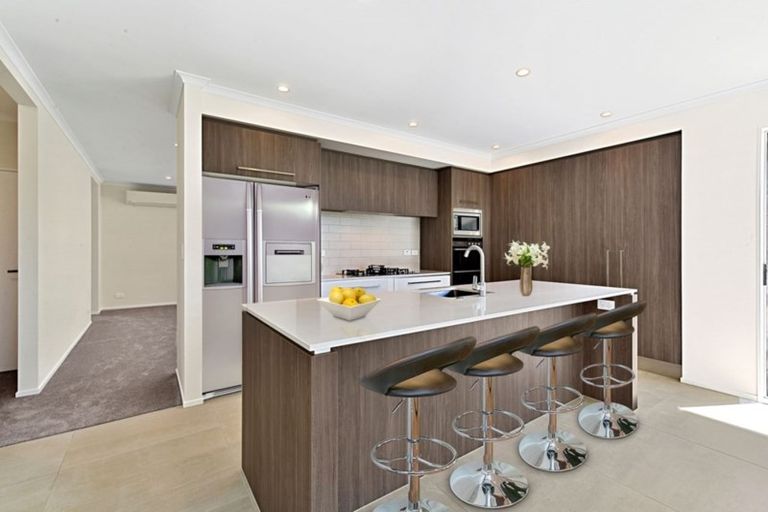 Photo of property in 9 Taikura Avenue, Red Beach, 0932