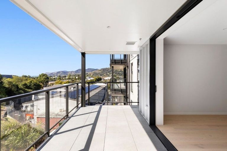 Photo of property in 71 Haven Road, Nelson, 7010