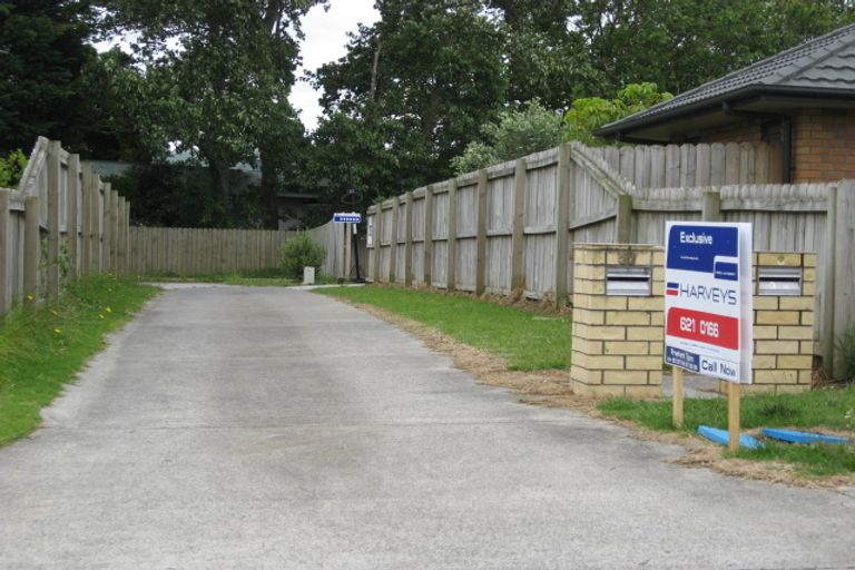 Photo of property in 33 Secoia Crescent, Mangere, Auckland, 2022