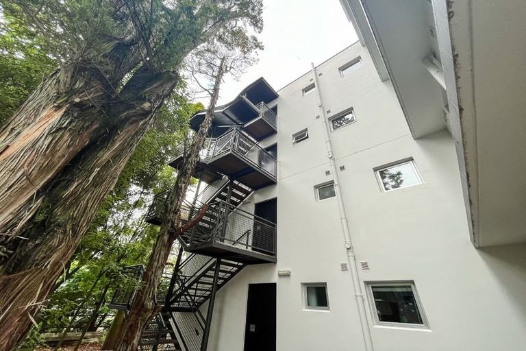 Photo of property in 4/15 Peterborough Street, Christchurch Central, Christchurch, 8013