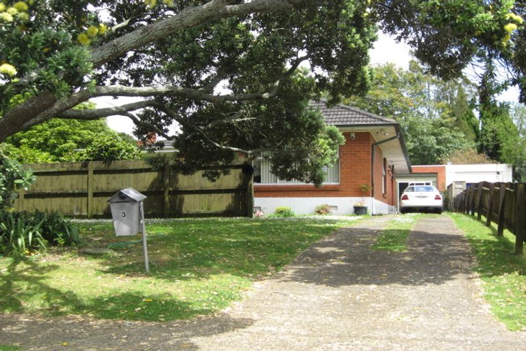 Photo of property in 3 Church Road, Mangere Bridge, Auckland, 2022