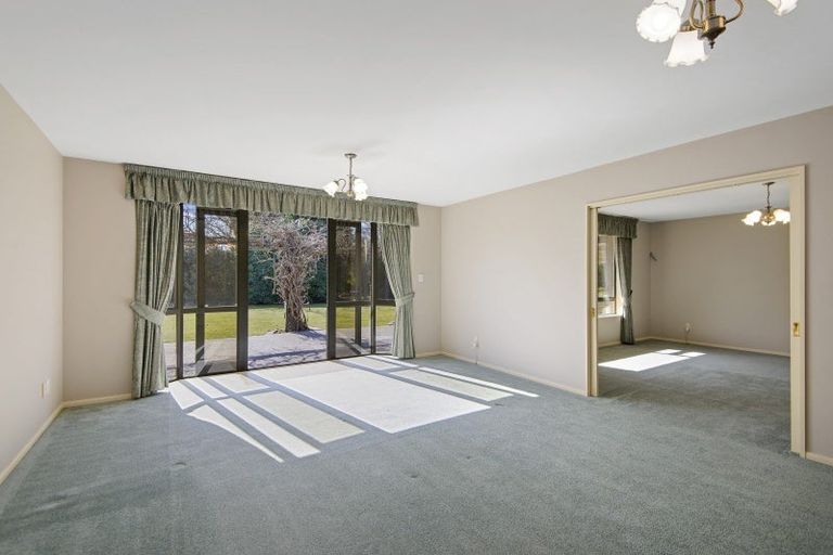 Photo of property in 47 Watsons Road, Harewood, Christchurch, 8051