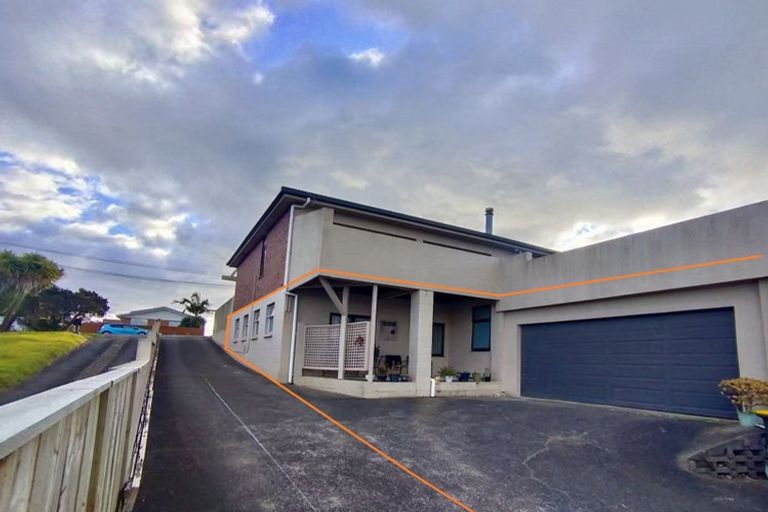 Photo of property in 1/128 Bucklands Beach Road, Bucklands Beach, Auckland, 2012