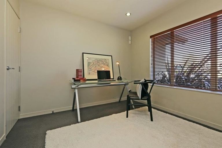 Photo of property in 9 Olive Grove, Havelock North, 4130
