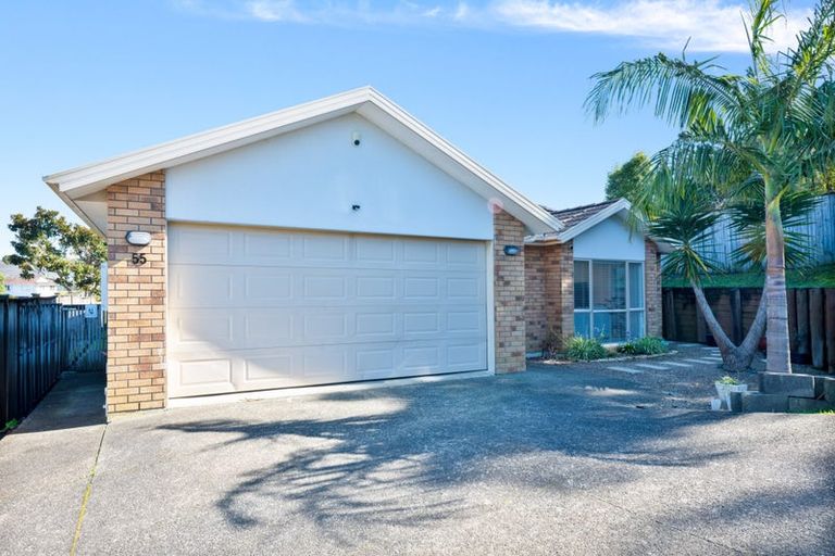 Photo of property in 55 Helleur Road, Massey, Auckland, 0614