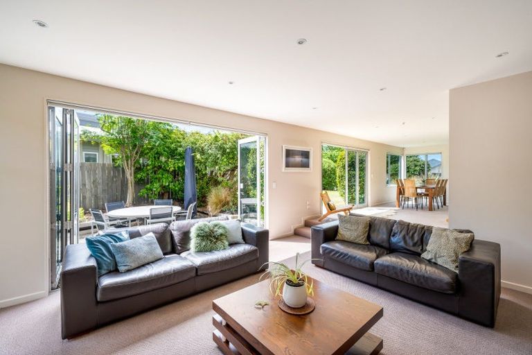 Photo of property in 52 Kelliher Drive, Wanaka, 9305