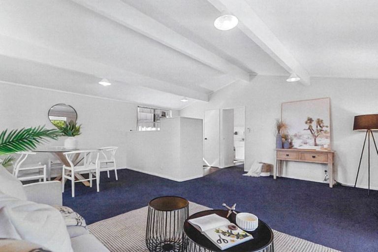 Photo of property in 2 Baycroft Avenue, Parkvale, Tauranga, 3112