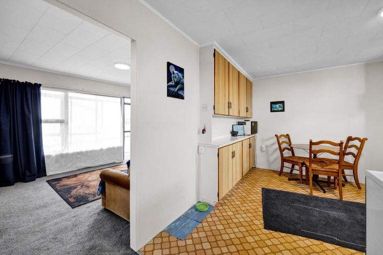 Photo of property in 17 Rimu Street, Hawera, 4610