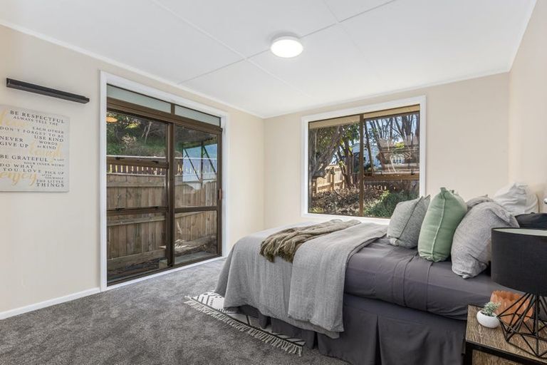 Photo of property in 2 Te Pene Avenue, Titahi Bay, Porirua, 5022
