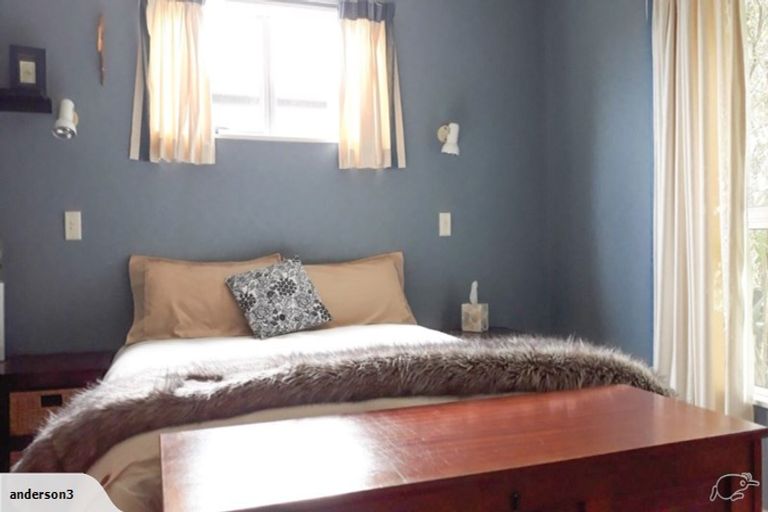 Photo of property in 19 Hillcrest Drive, Kelvin Grove, Palmerston North, 4414