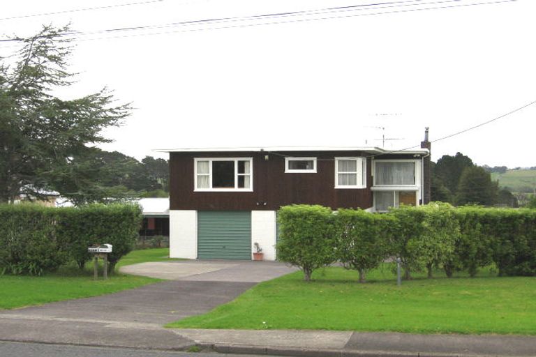 Photo of property in 488b Don Buck Road, Massey, Auckland, 0614