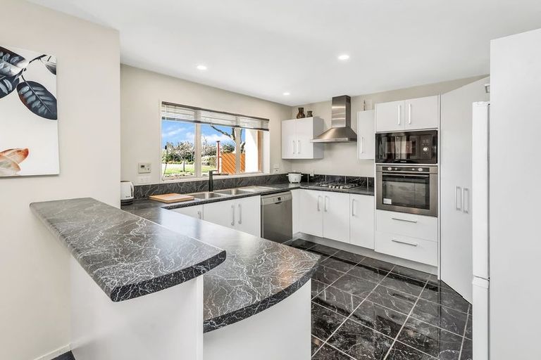 Photo of property in 3 Othello Drive, Rolleston, 7614