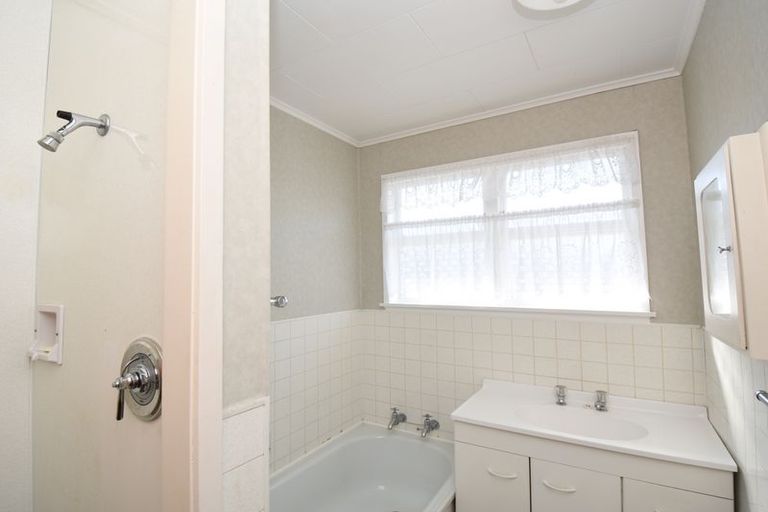 Photo of property in 6 Manapouri Street, Tikipunga, Whangarei, 0112