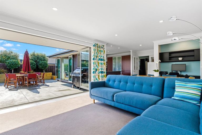 Photo of property in 23 Six Silvers Avenue, Halswell, Christchurch, 8025