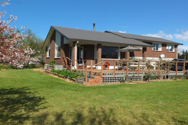Photo of property in 70 Halstead Road, Pleasant Point, 7903