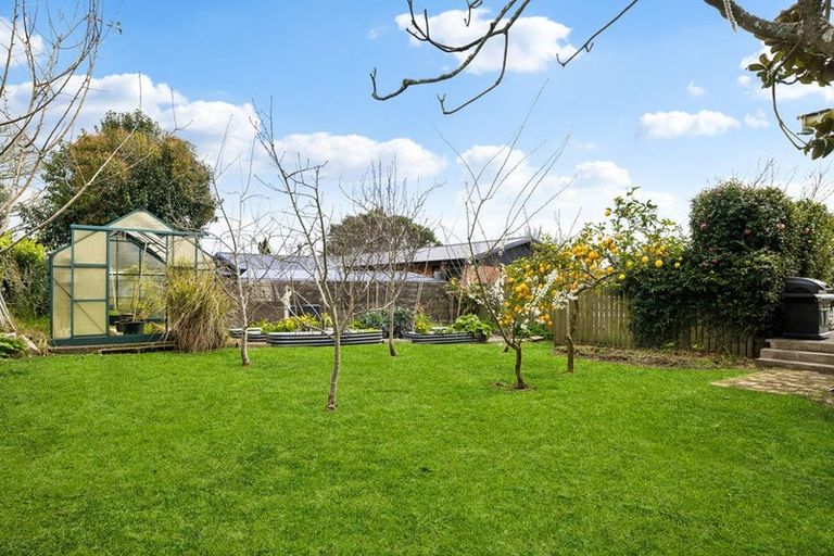 Photo of property in 24 Dominion Road, Tuakau, 2121