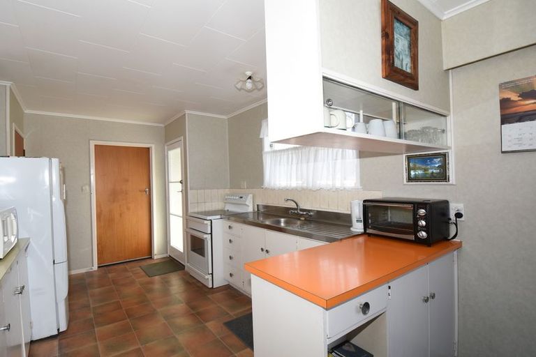 Photo of property in 6 Manapouri Street, Tikipunga, Whangarei, 0112