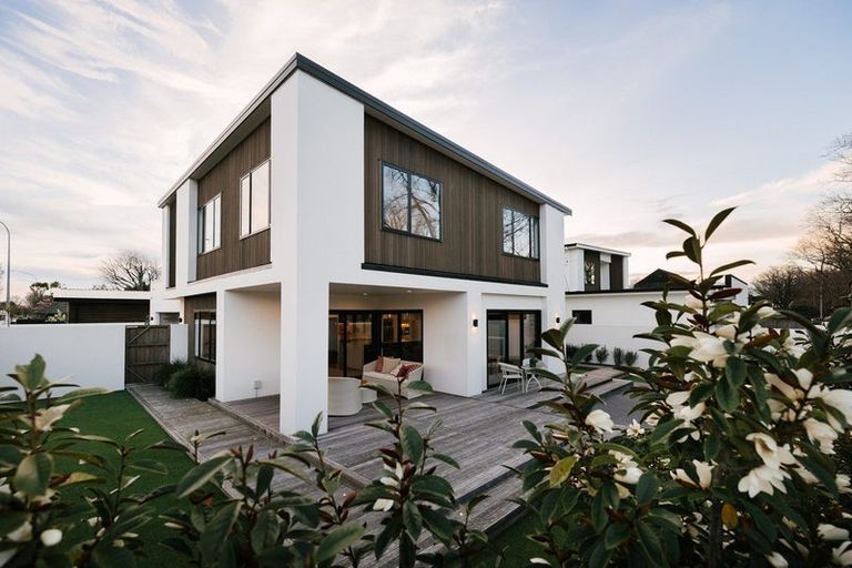 Photo of property in 451a College Street, Hokowhitu, Palmerston North, 4410