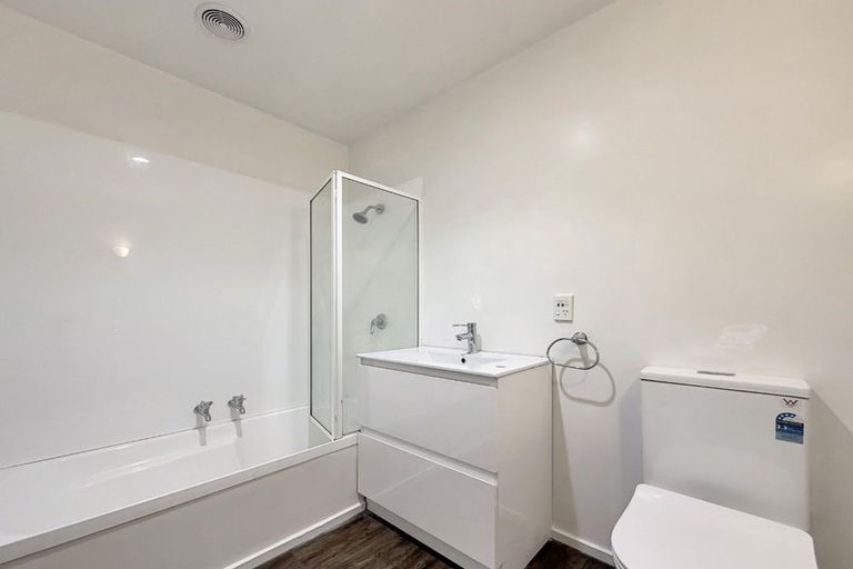 Photo of property in 71 Kentwood Drive, Woodridge, Wellington, 6037